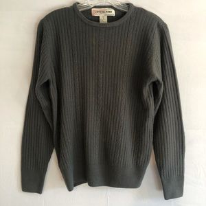 Grey sweater